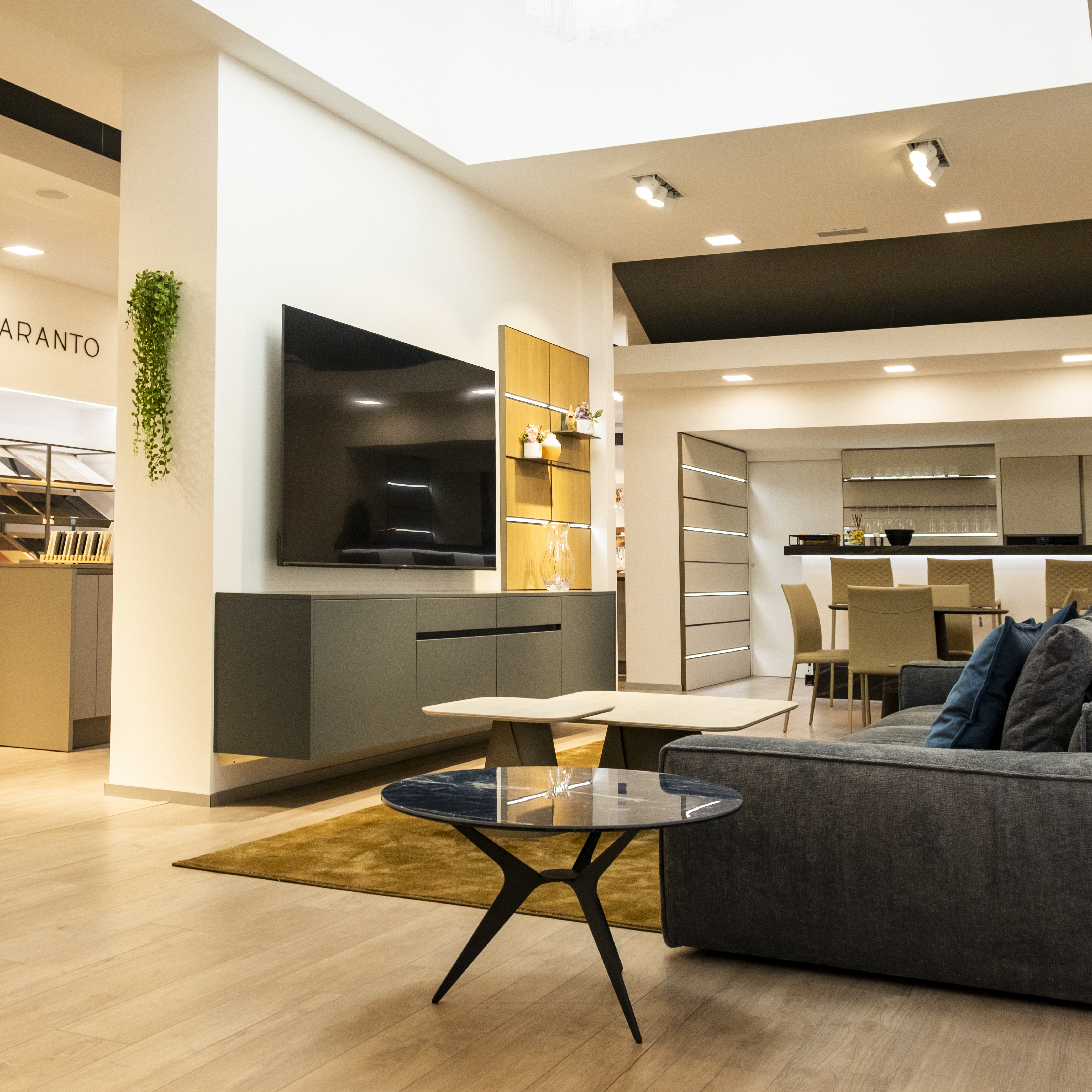Showroom 29